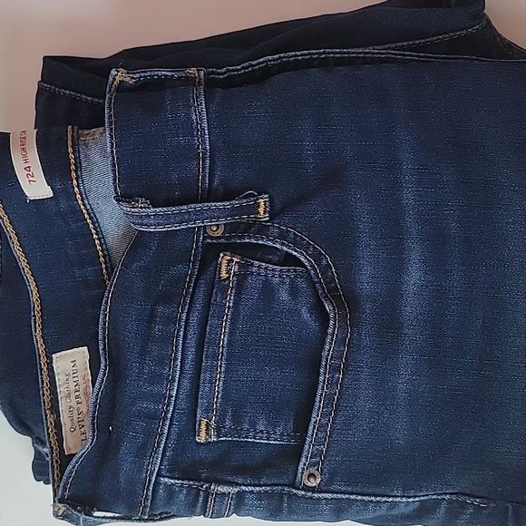 Levi's Premium  724 High Rise Straight Crop  Jeans/ 30. - Picture 11 of 11